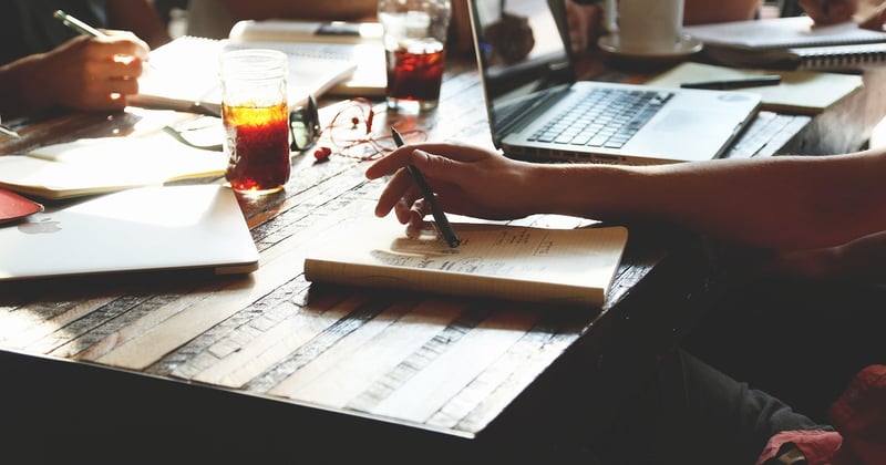 Social selling sur LinkedIn : la méthode pour vendre sans être intrusif